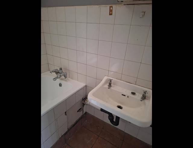 2 BEDROOM PROPERTY TO RENT IN SUNNYSIDE